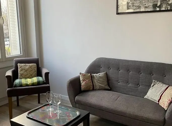Appartement Superbe 2 Pieces Proche Nation *